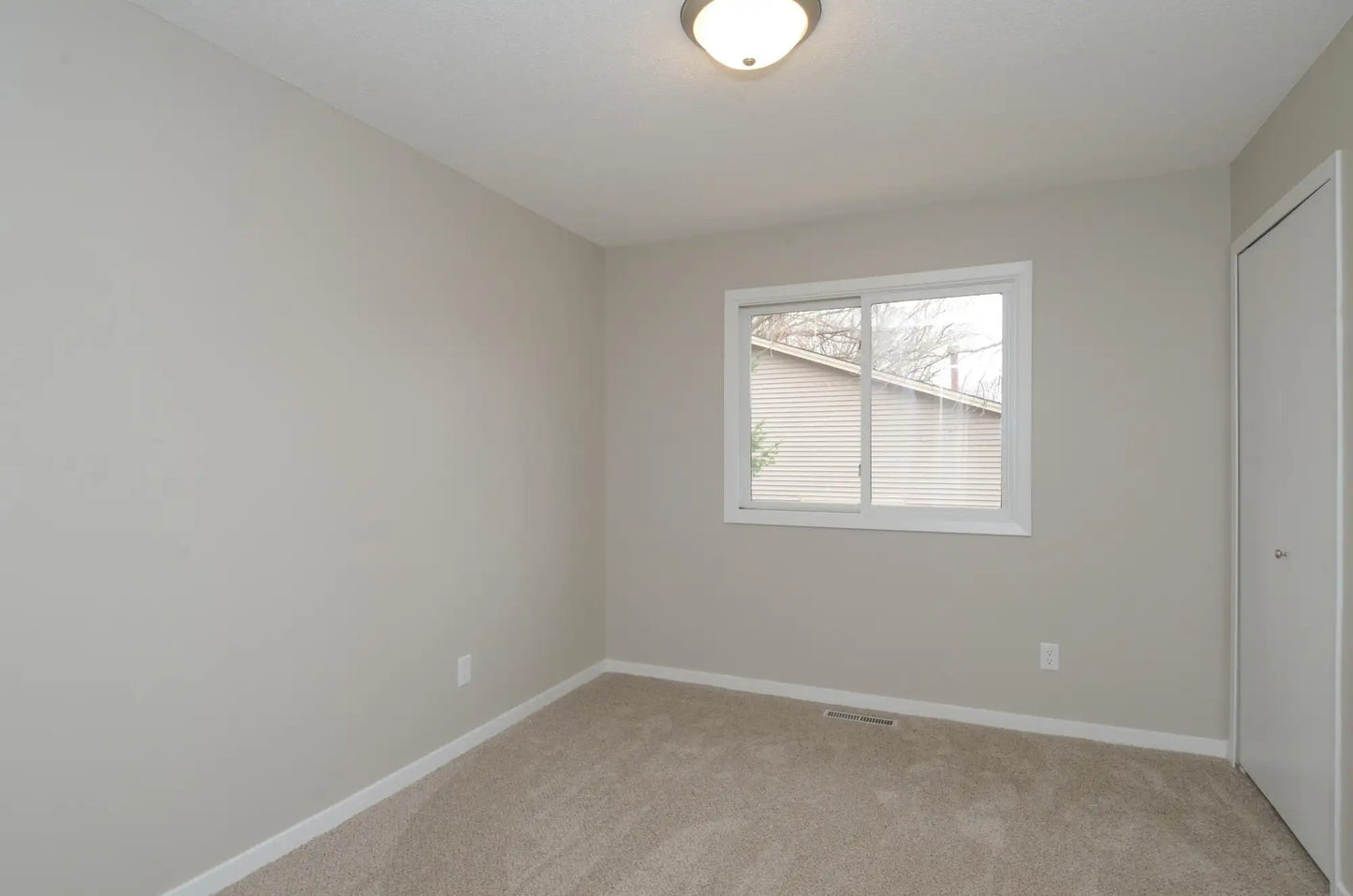 7201 122nd Avenue, Champlin, MN 55316