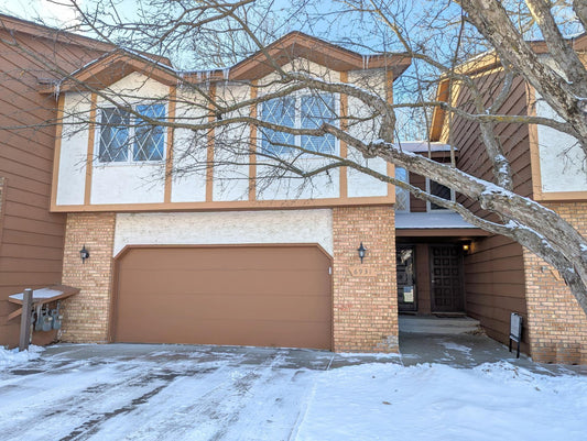 6931 Edenvale Boulevard, Eden Prairie, MN 55346