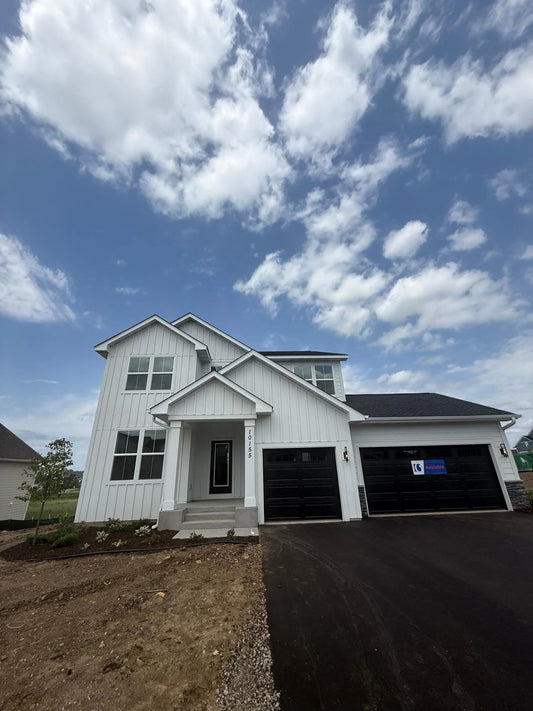 10155 Arrowwood Trail, Woodbury, MN 55129