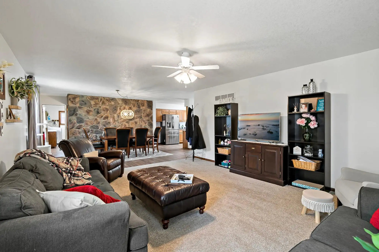 416 State Street, Belle Plaine, MN 56011