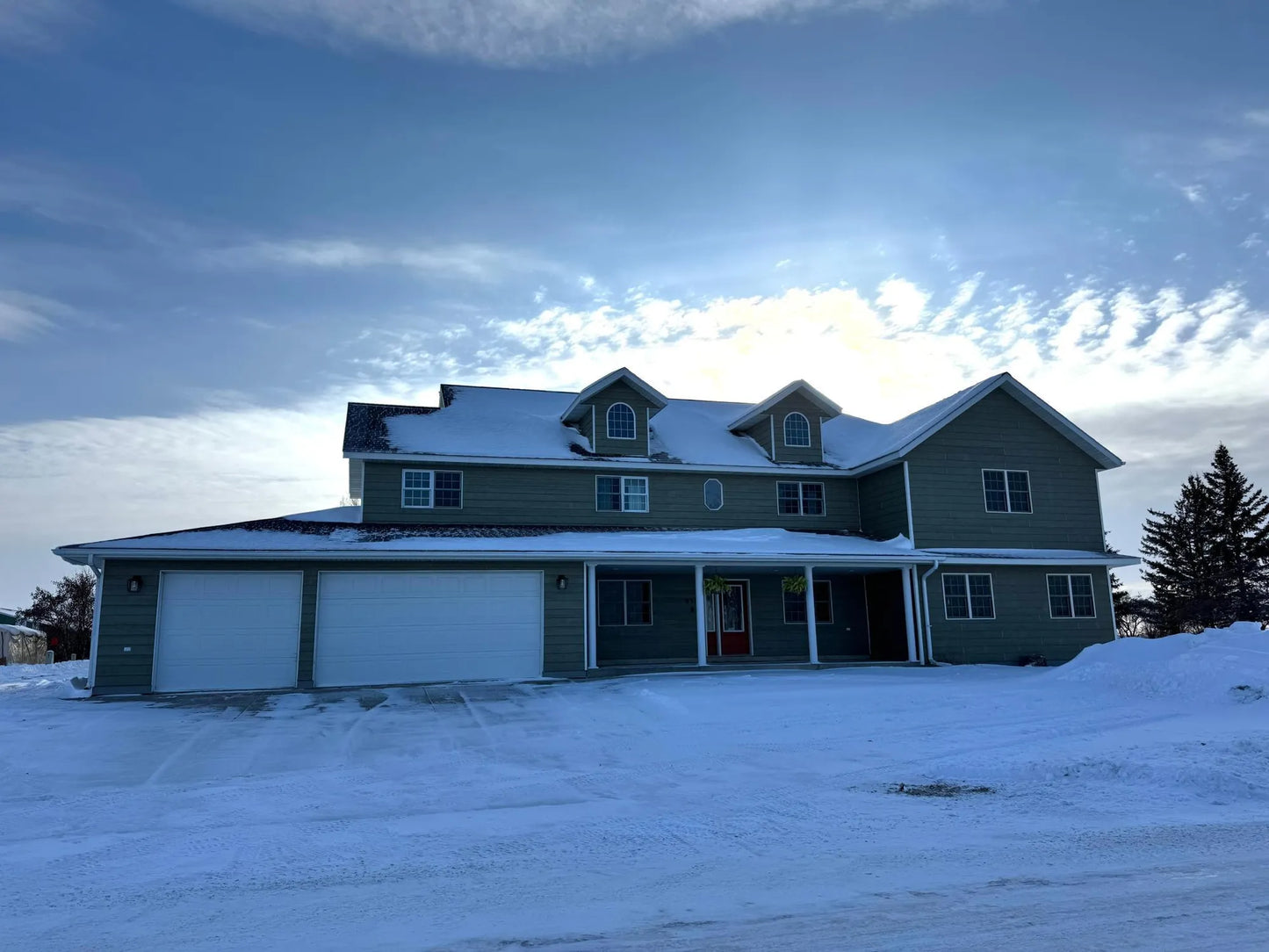 310 7th Street, Roseau, MN 56751