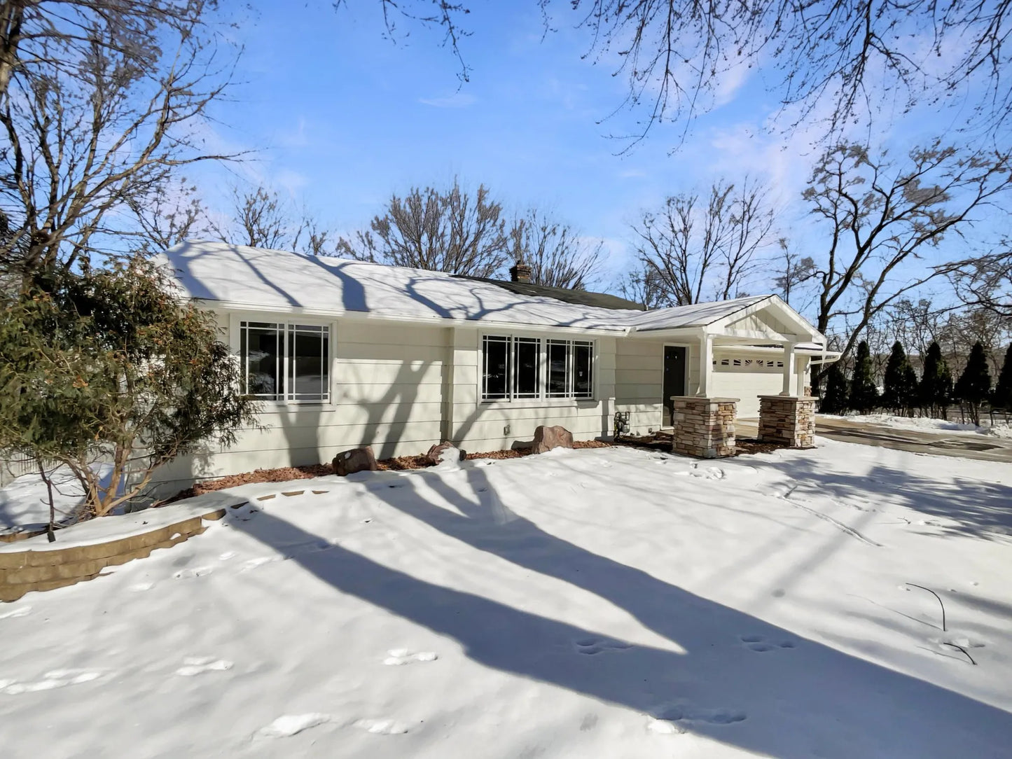 4631 Lynwood Terrace, Minnetonka, MN 55345