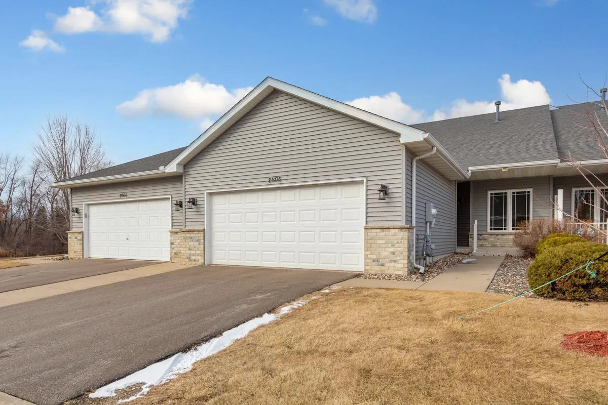 2806 Village Drive, Faribault, MN 55021