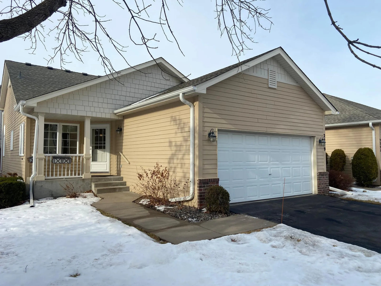 2249 Penn Place, North Saint Paul, MN 55109