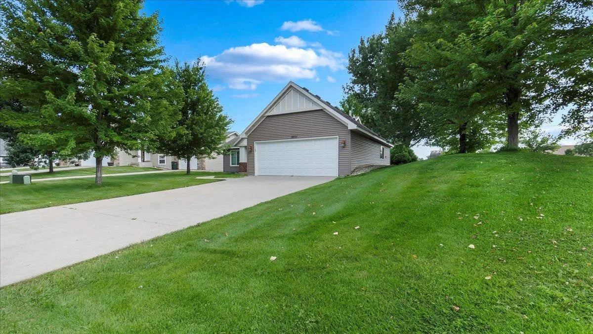 1601 Olena Avenue, Willmar, MN 56201