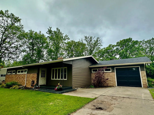 546 6th Street, Greenbush, MN 56726