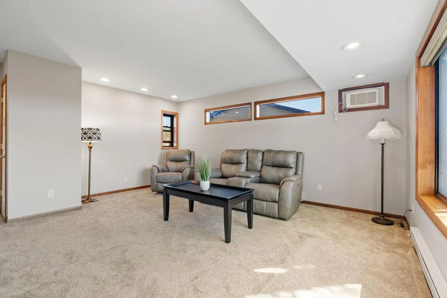 13621 Fairlawn Avenue, Apple Valley, MN 55124