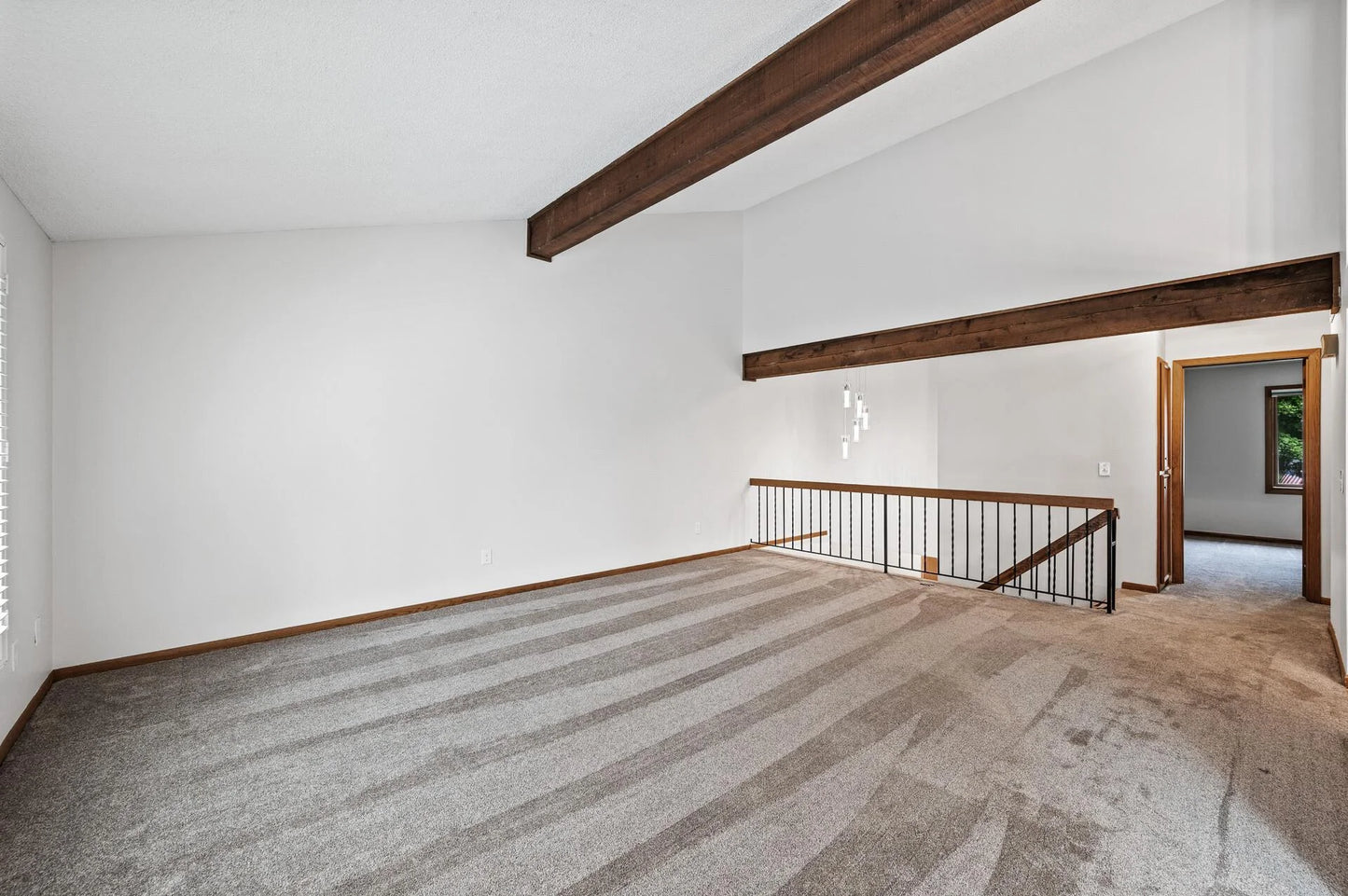 9361 Nesbitt Road, Bloomington, MN 55437