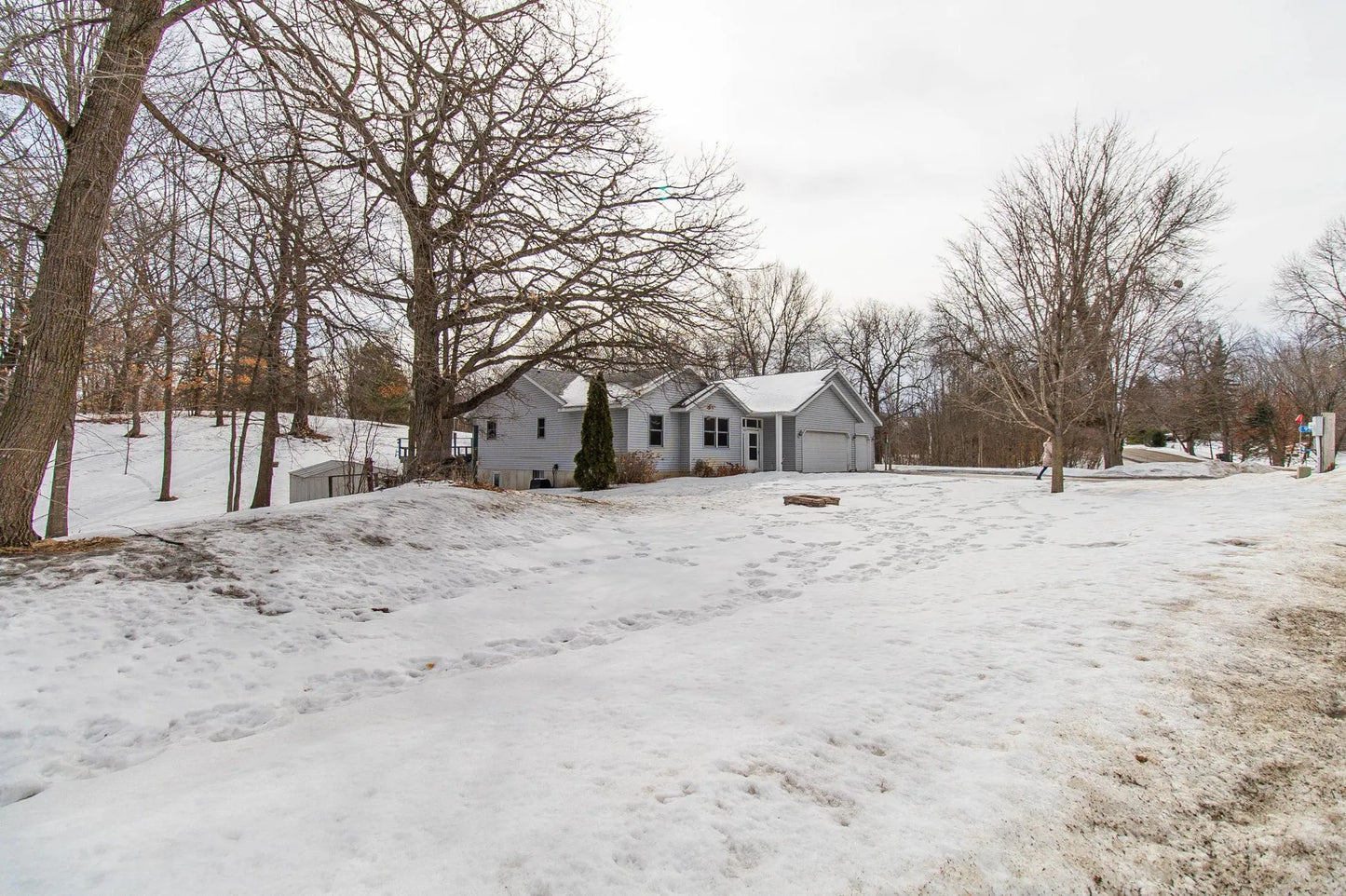 951 Lake Brophy Road, Alexandria, MN 56308